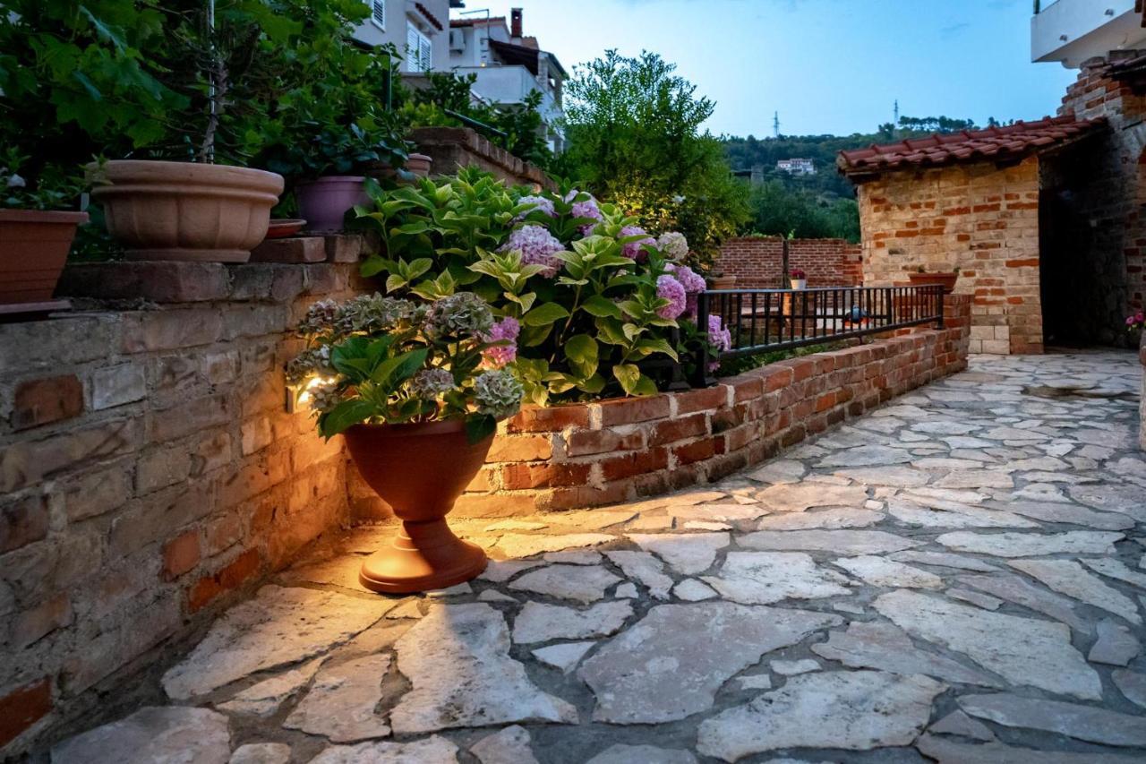 Grguric Apartments Palit Εξωτερικό φωτογραφία