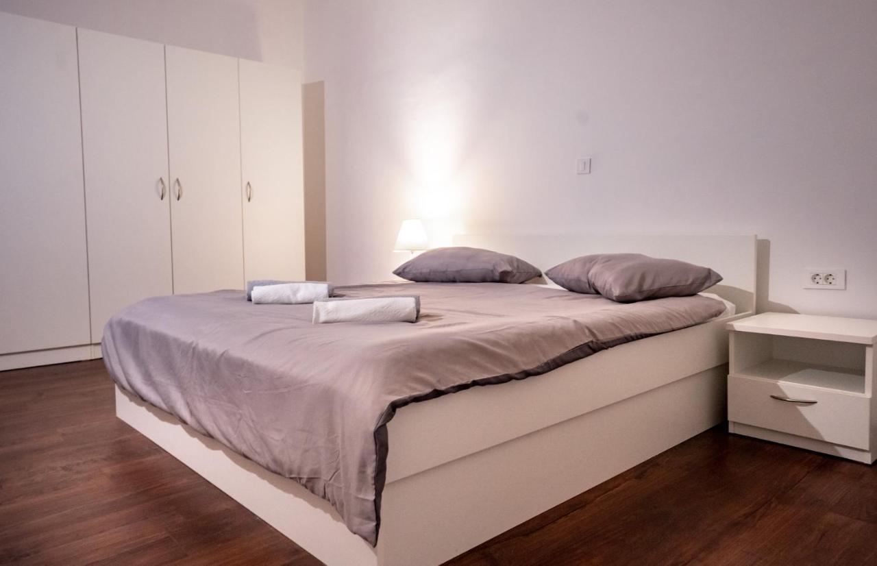Grguric Apartments Palit Εξωτερικό φωτογραφία
