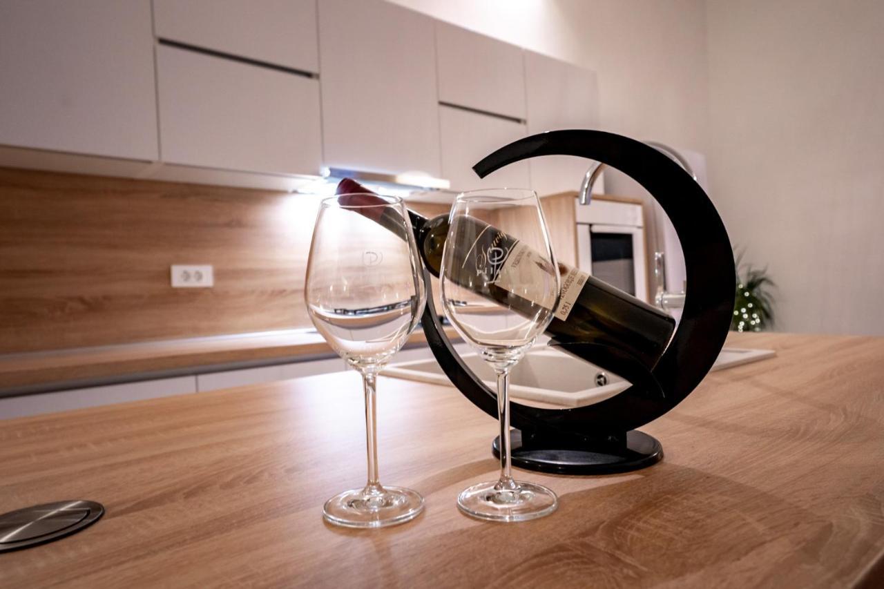 Grguric Apartments Palit Εξωτερικό φωτογραφία