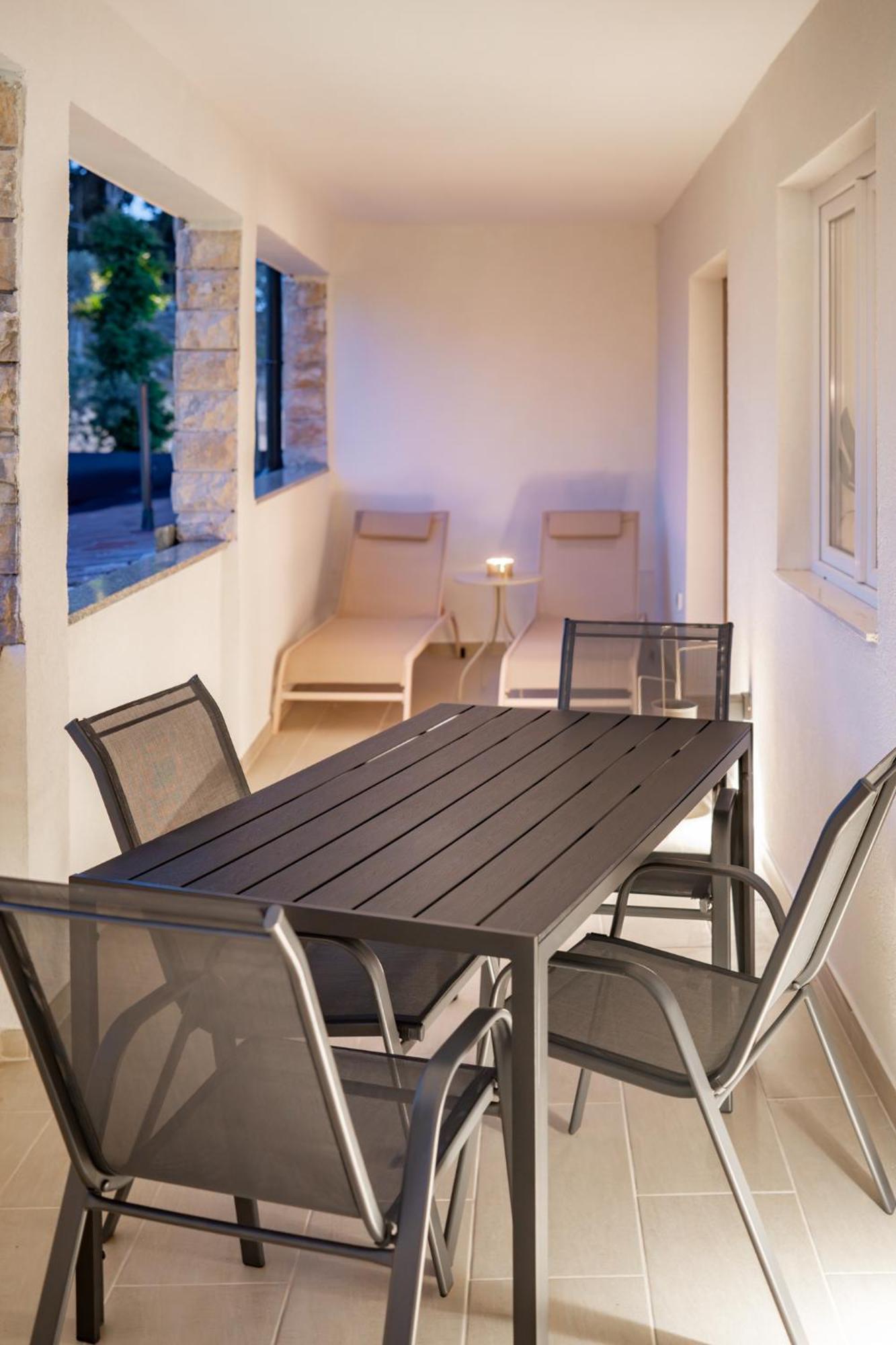 Grguric Apartments Palit Εξωτερικό φωτογραφία